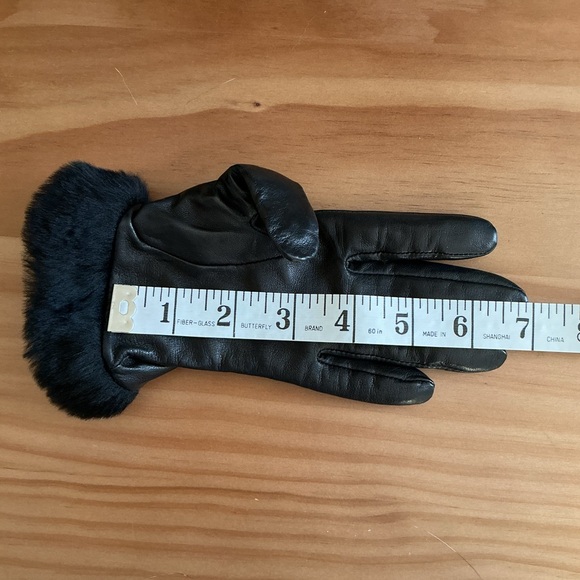 UGG Cashmere Women's Black Leather Shearling Trim Dandylion Gloves Small - Picture 4 of 6